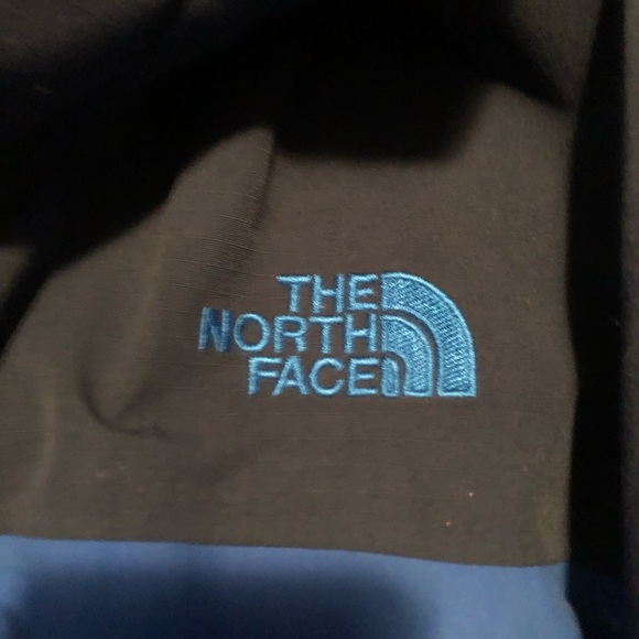 The North face winter jacket - Picture 2 of 2